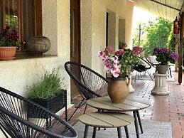 The Houses of History - anno 1830