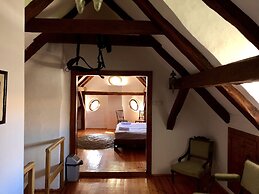 The Houses of History - anno 1830