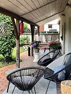 The Houses of History - anno 1830