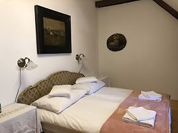 The Houses of History - anno 1830