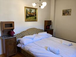 The Houses of History - anno 1830