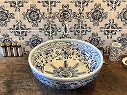 The Houses of History - anno 1830