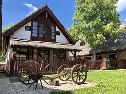 The Houses of History - anno 1830