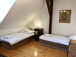 The Houses of History - anno 1830