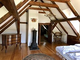 The Houses of History - anno 1830