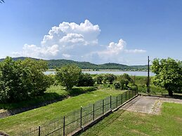 The Houses of History - anno 1830