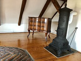 The Houses of History - anno 1830