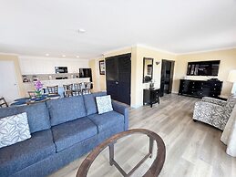 Catalina Courtyard Suites