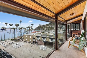 Catalina Courtyard Suites