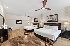 Catalina Courtyard Suites