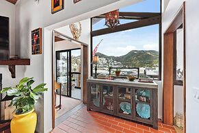 Catalina Courtyard Suites