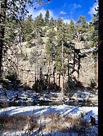 The Woolly Bugger Inn