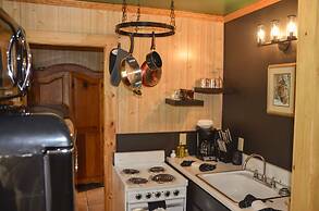 The Woolly Bugger Inn