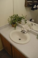 The Woolly Bugger Inn