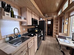 The Woolly Bugger Inn