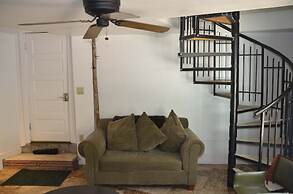 The Woolly Bugger Inn