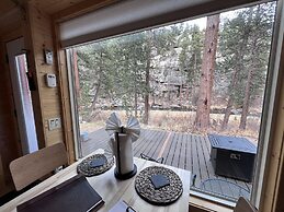 The Woolly Bugger Inn