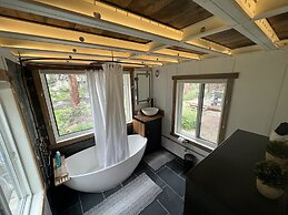 The Woolly Bugger Inn