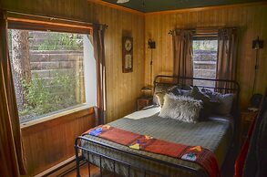 The Woolly Bugger Inn