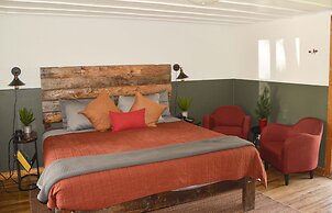 The Woolly Bugger Inn