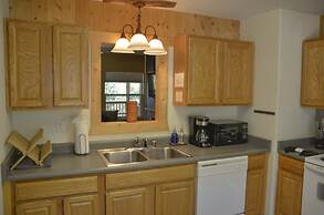 The Woolly Bugger Inn