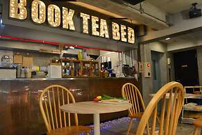 Book Tea Bed Shinjuku-Gyoen