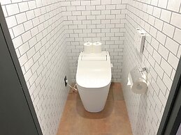 Book Tea Bed Shinjuku-Gyoen