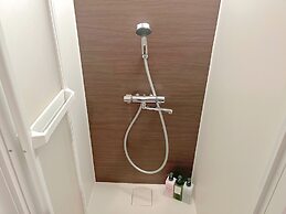 Book Tea Bed Shinjuku-Gyoen