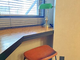 Book Tea Bed Shinjuku-Gyoen