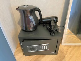 Book Tea Bed Shinjuku-Gyoen