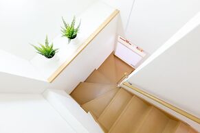 Station & White Osaka station 4BR luxury house