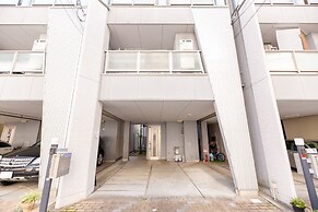 Station & White Osaka station 4BR luxury house
