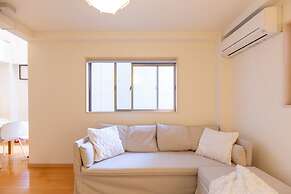 Station & White Osaka station 4BR luxury house