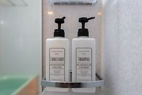 Station & White Osaka station 4BR luxury house