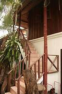 Manotemple house