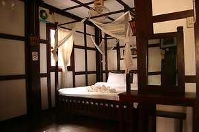 Manotemple house