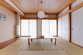 Namba Sunset Hills 4BR House