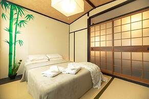 Wa Art Rooftop House Namba station