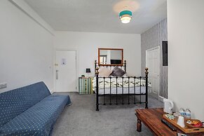 Serenity Guest House