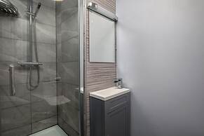 Serenity Guest House