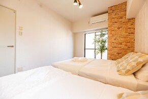 Shinsaibashi Midtown Apartments