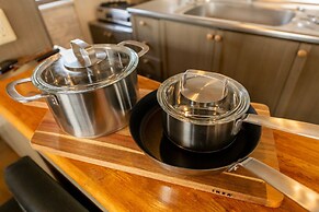 Shinsaibashi Midtown Apartments