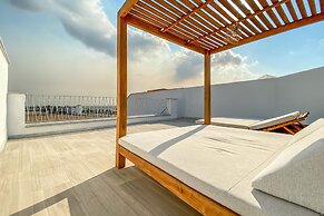 Hotel Zahara Beach by Q Hotels