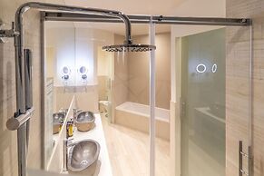 Hotel Zahara Beach by Q Hotels