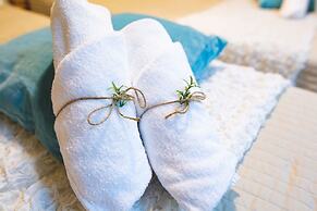 Shinsaibashi Beach House