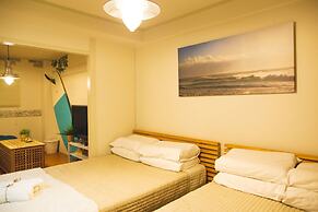 Shinsaibashi Beach House