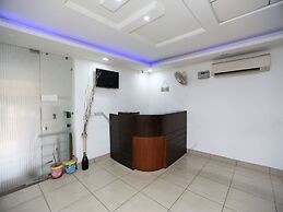 OYO 15674 Mahak Residency