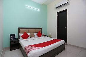 OYO 15733 A-1 Residency