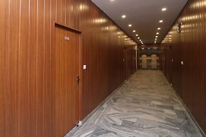 OYO Flagship 23709 Hotel Meerut International