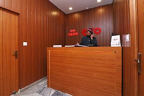OYO Flagship 23709 Hotel Meerut International